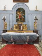 maître-autel ; tabernacle ; statuettes (deux)