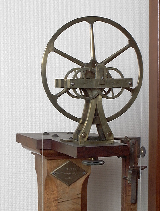 instrument de démonstration en dynamique des solides : machine d'Atwood