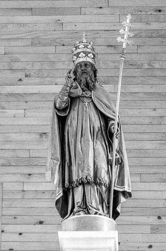 statue : pape