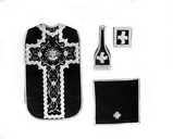chasuble, manipule, voile de calice, bourse de corporal (ornement noir)