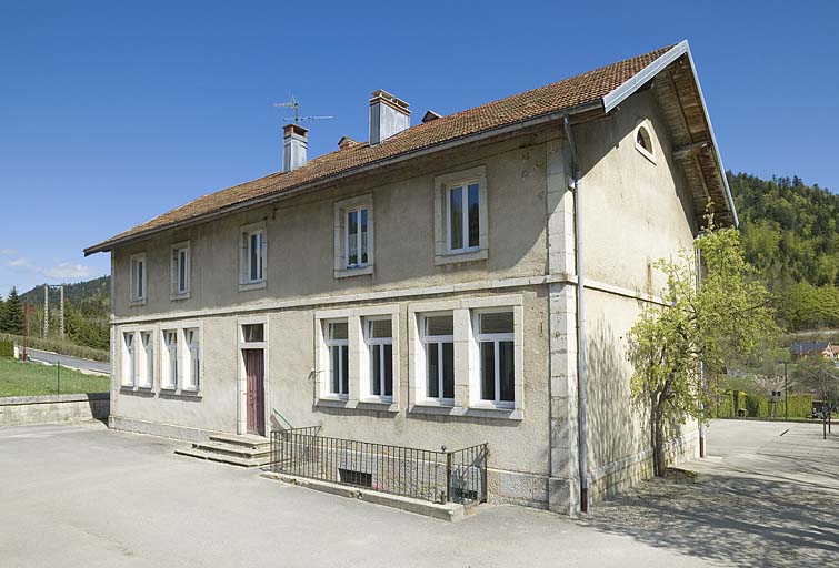 école primaire de garçons, actuellement école primaire mixte