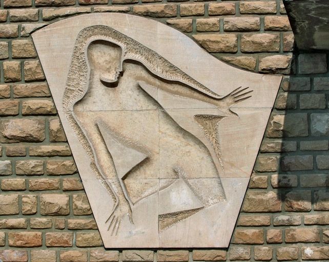 bas-reliefs (2) : corps humains