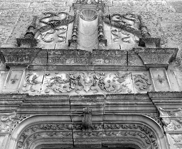 chapelle funéraire Saint-Croix dite chapelle Le Cosquyno