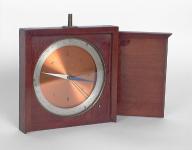 instrument de mesure des angles pour le repérage des points cardinaux n° 2 : boussole à boîtier
