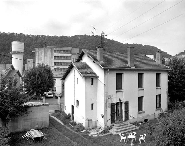 usine à papier de la société des Papeteries Bisontines, usine de fibres artificielles et synthétiques dite usine des Soieries puis de la Rhodiacéta