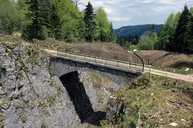 pont routier (voie ferrée Andelot - La Cluse)