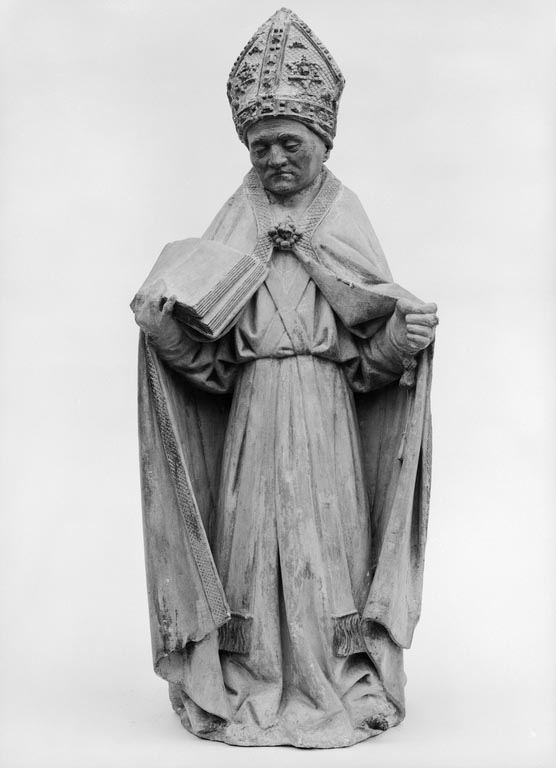 statue : saint évêque