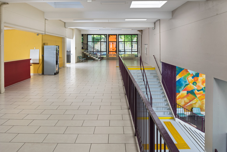 centre culturel (maison de la culture), gymnase et bourse du travail