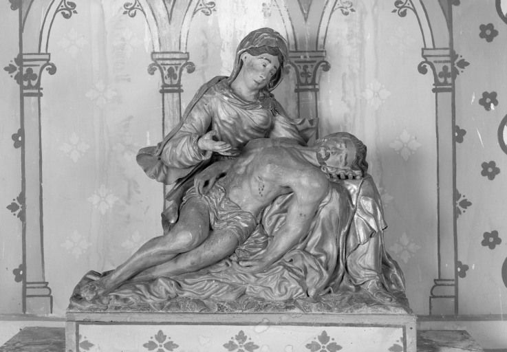 groupe sculpté : Vierge de Pitié