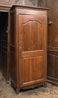 armoire bonnetière