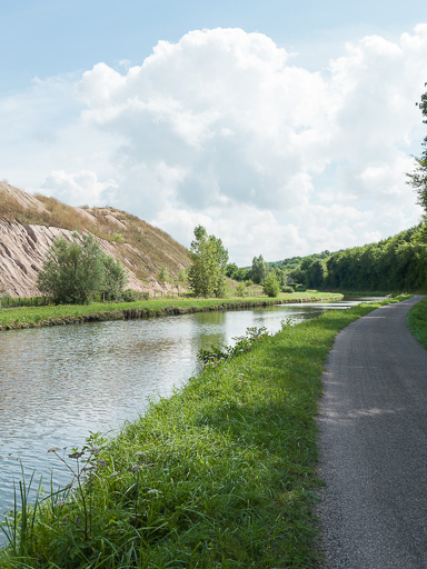 carrière de Picampoix (activités liées au canal du Nivernais)