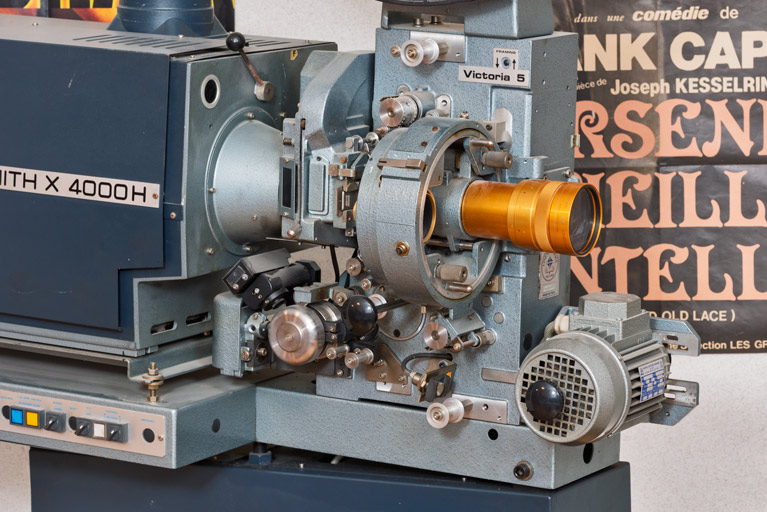 appareil de projection Cinemeccanica Victoria 5
