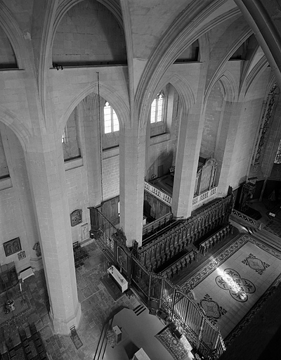 église abbatiale de l'abbaye Saint-Oyend, actuellement cathédrale Saint-Pierre, Saint-Paul et Saint-André