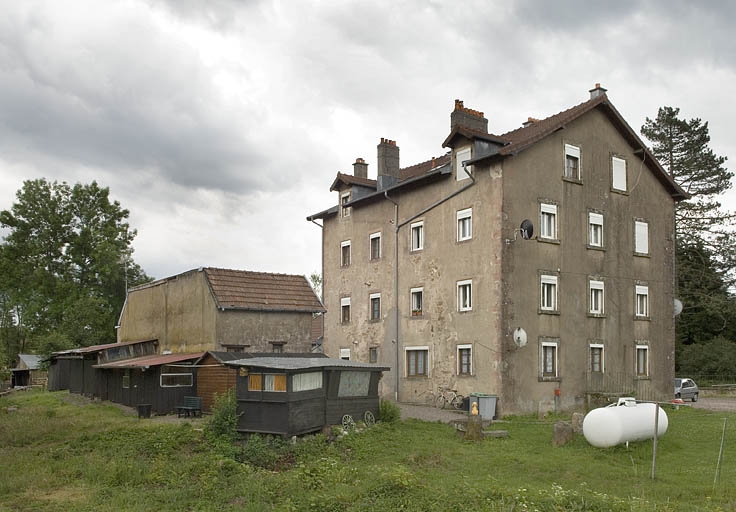 moulin à farine, puis centrale hydroélectrique, actuellement logement