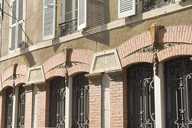 maison, puis imprimerie Barbizet, puis Barbizet-Roux, puis Gilbert Roux, actuellement logement