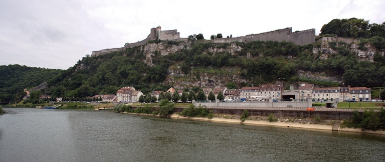port de Rivotte dit port au bois (canal du Rhône au Rhin), puis gare de Rivotte