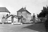 école