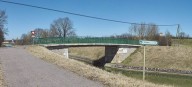 pont routier isolé de Saint-Thibault (canal de Bourgogne)