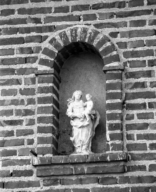 statue (statuette) : Vierge à l'Enfant