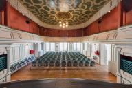 hôtel de ville, actuellement espace culturel Jean-Pierre Pincemin (théâtre municipal et conservatoire)