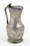 pichet ; pot à vin