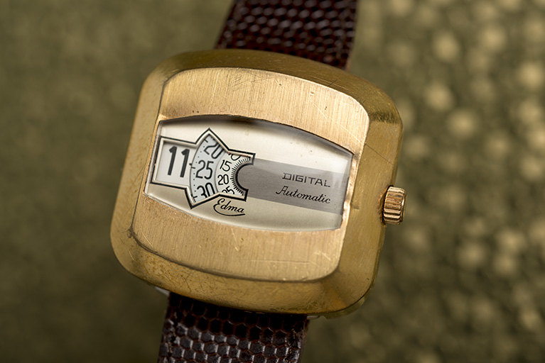 montre-bracelet automatique Edma Digital