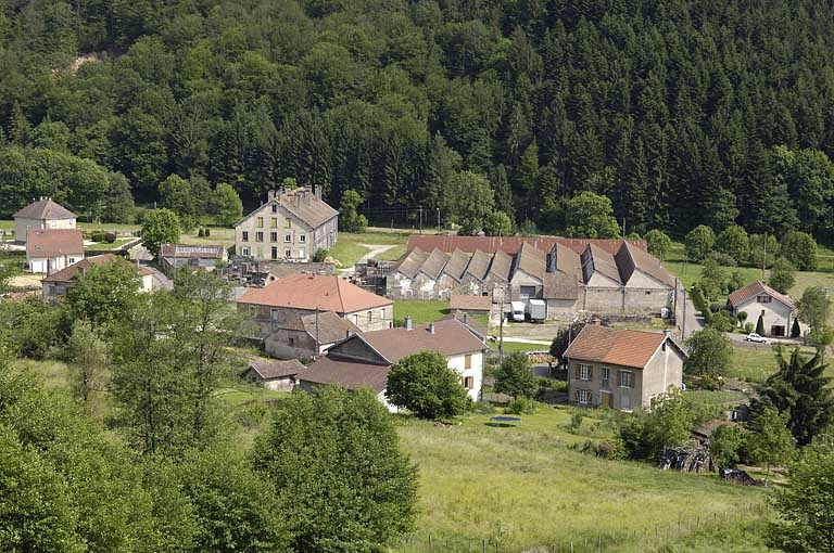 usine de papeterie, puis filature de coton Desgranges, actuellement logement