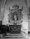 2 autels, 2 retables (autels secondaires de saint Joseph et de la Vierge)