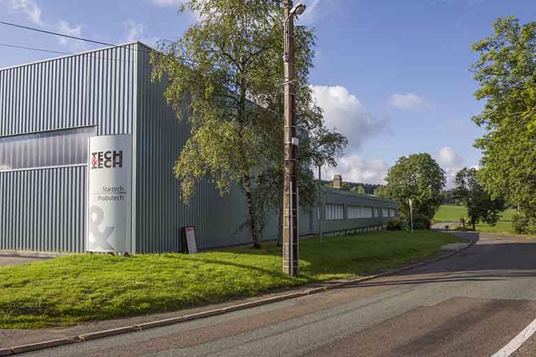 usine d'horlogerie (usine de boîtes et de bracelets de montre) Munnier Frères, puis usine de matériel d'équipement industriel (usine de machines-outils) des sociétés Probotech et Startech