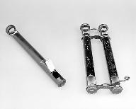 3 instruments de mesure des longueurs et d'ophtalmologie (pupillomètres)