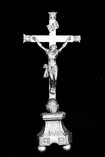 3e croix d'autel