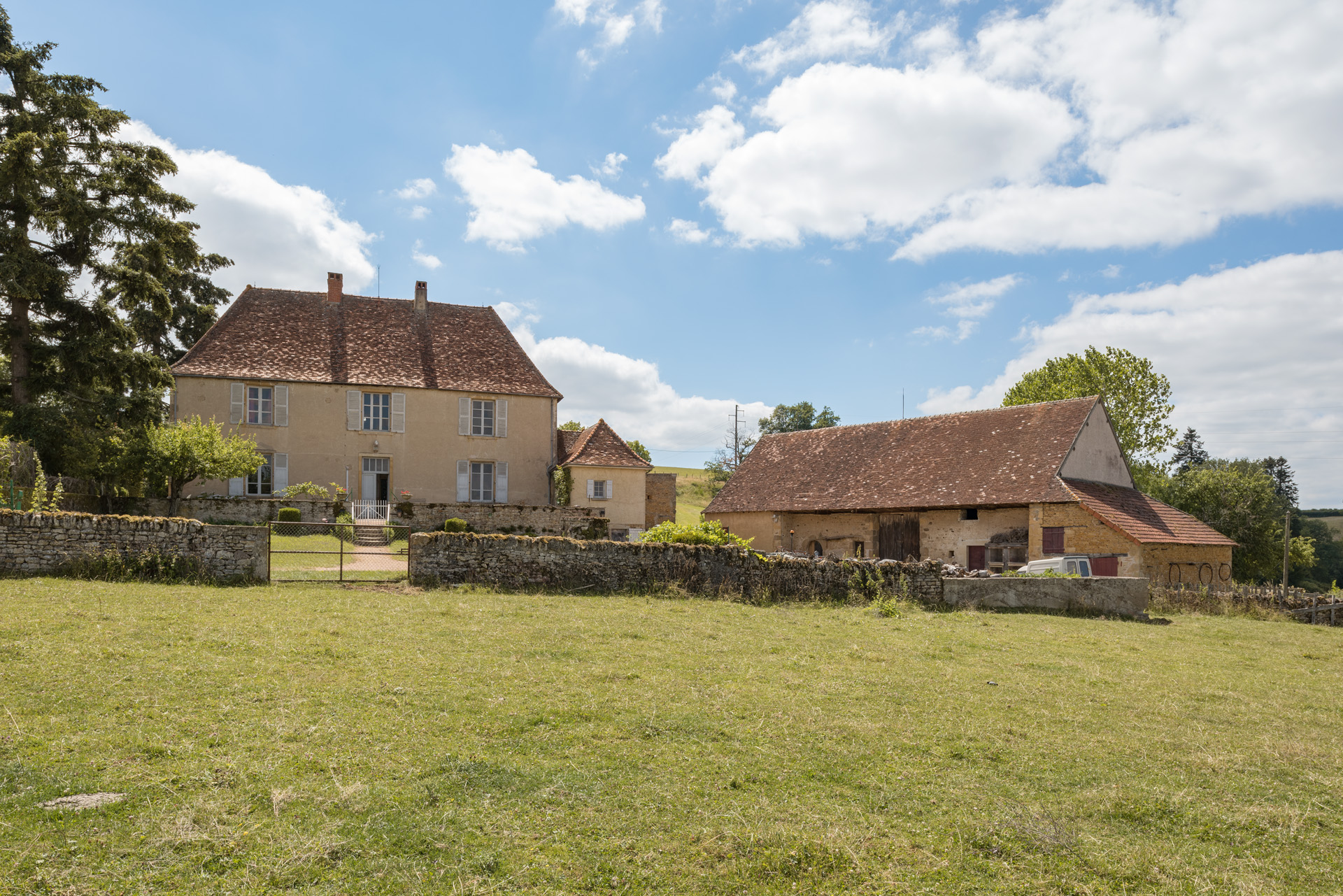 Demeure et ferme de Montgiraud