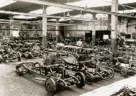 usine d'automobile Zedel, puis distillerie Pernot, usine de cycles Maire-Vuillemin