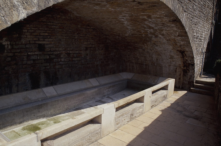 lavoir ; abreuvoir