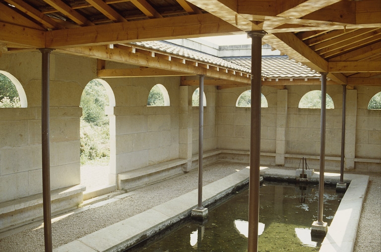 lavoir ; fontaine