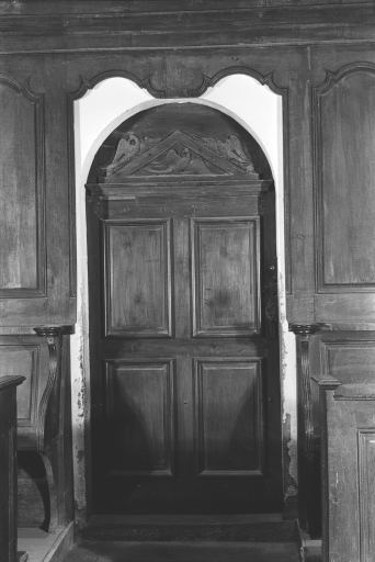 vantail de la porte de la sacristie