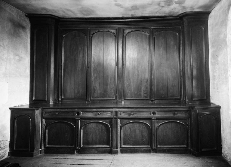 meuble de sacristie