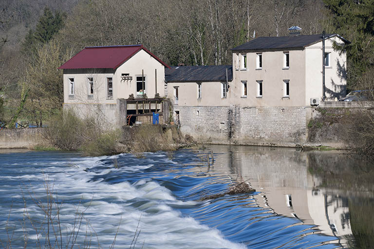 moulin à farine, puis centrale hydroélectrique