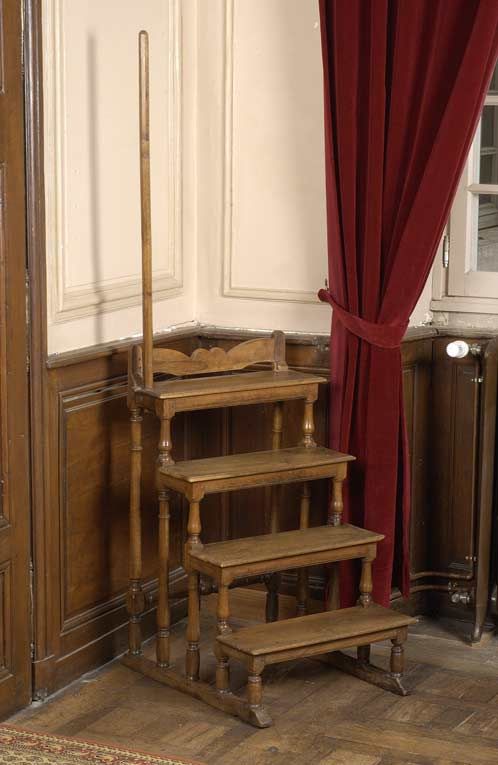 escabeau de bibliothèque