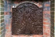 plaque de cheminée : une reine de France