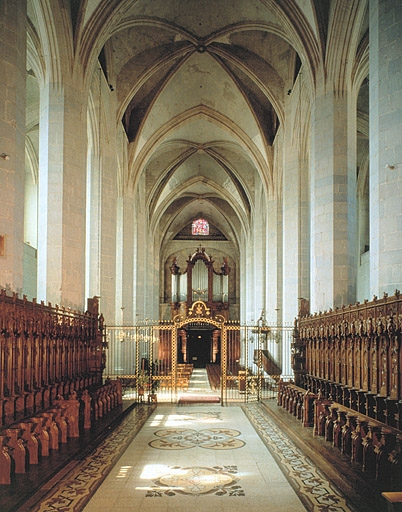 église abbatiale de l'abbaye Saint-Oyend, actuellement cathédrale Saint-Pierre, Saint-Paul et Saint-André