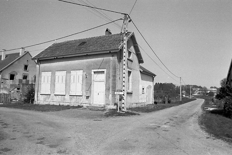 école