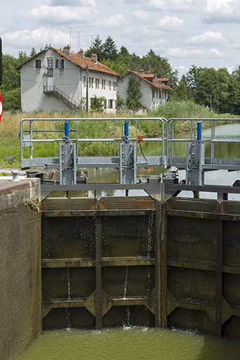 le canal de l'Est, branche sud, actuellement canal des Vosges
