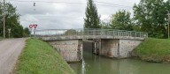 pont routier sur l'écluse 57 du versant Yonne (canal de Bourgogne)