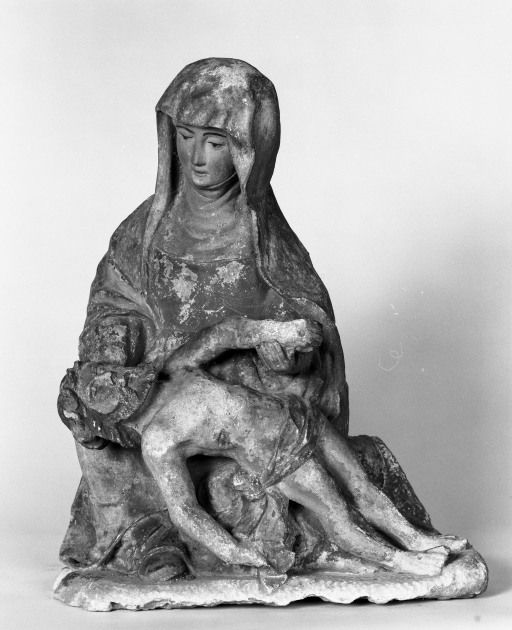 groupe sculpté : Vierge de Pitié