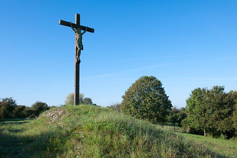 L'architecture religieuse, funéraire et commémorative de la commune de Gy