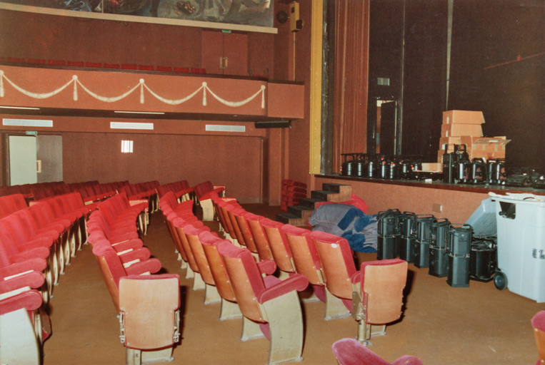 le mobilier du théâtre