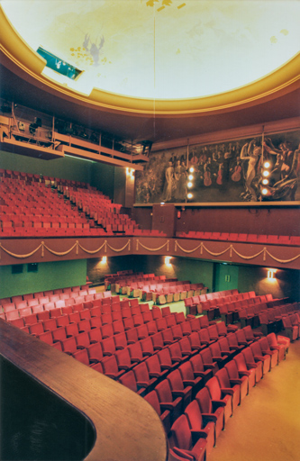 maison du peuple et théâtre municipal