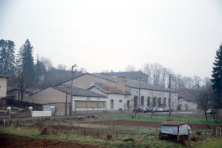 fonderie, usine de matériel d'équipement industriel dite Fonderie des Ateliers Lacroix, actuellement usine de pièces détachées en matière plastique des Ets Mayet