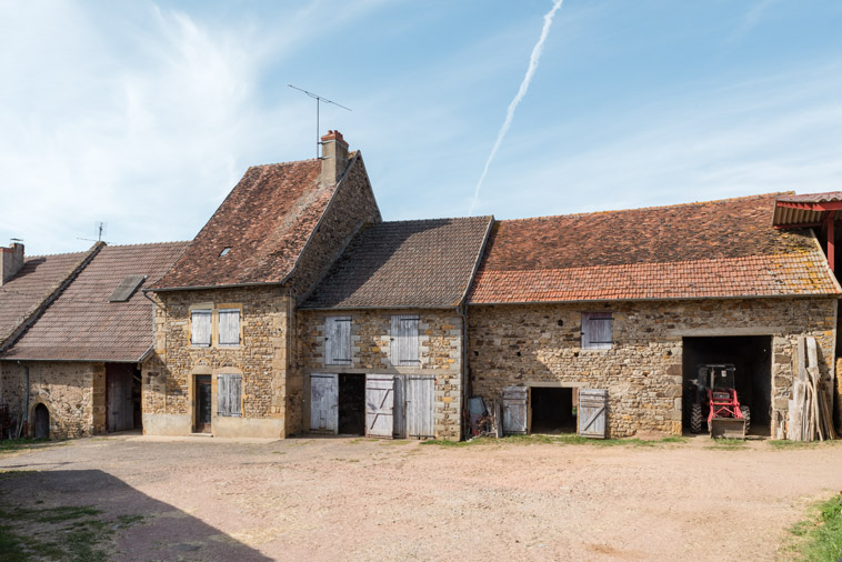 Fermes en alignement à Mans